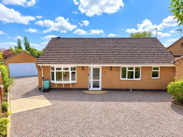 3 bedroom bungalow for sale