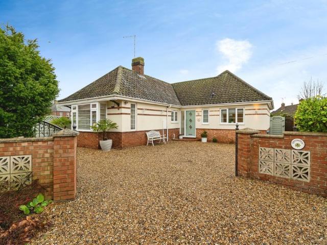 3 bedroom bungalow for sale