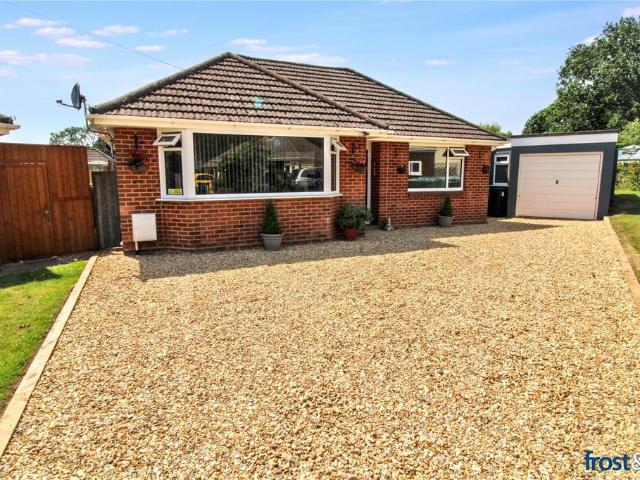 3 bedroom bungalow for sale