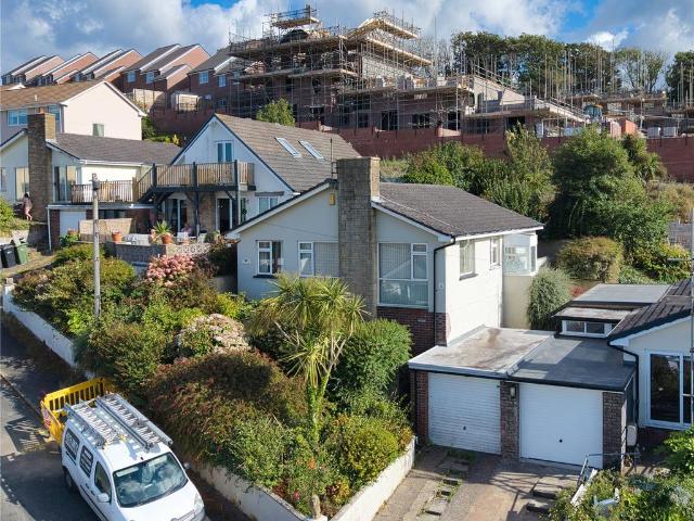 3 bedroom bungalow for sale
