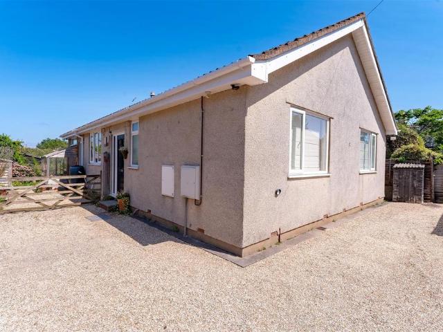 3 bedroom bungalow for sale