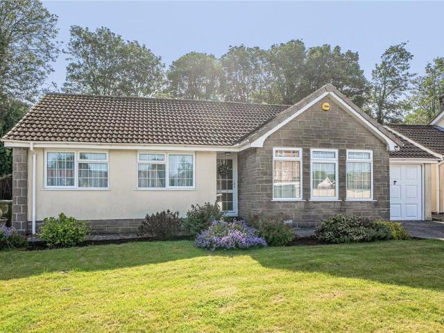 3 bedroom bungalow for sale