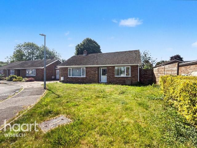3 bedroom bungalow for sale