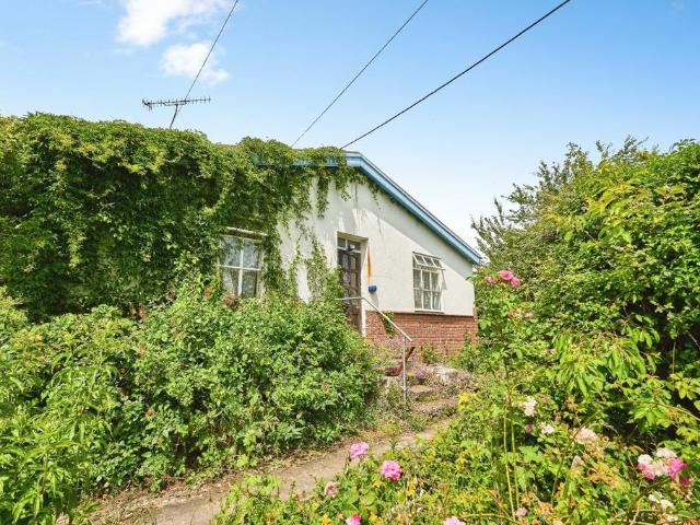 3 bedroom bungalow for sale