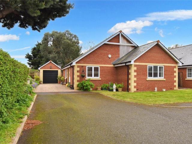 3 bedroom bungalow for sale