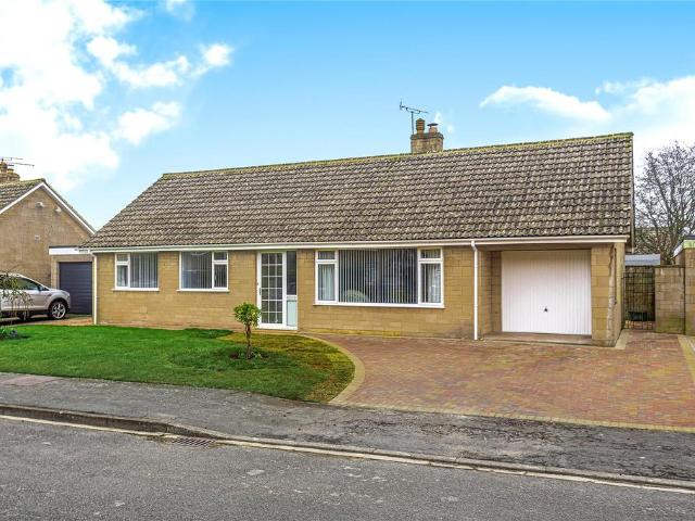 3 bedroom bungalow for sale