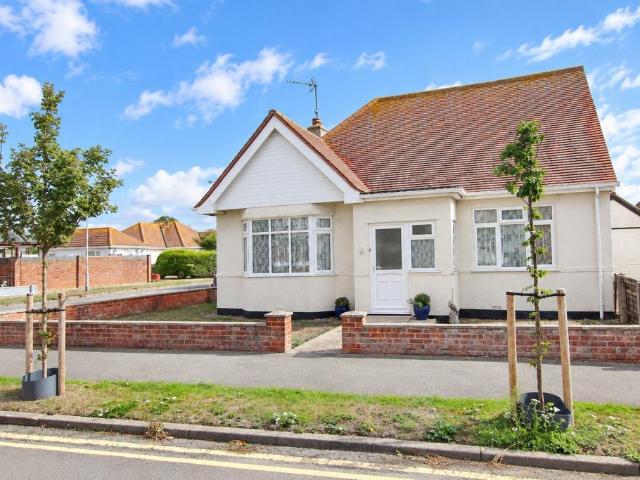 3 bedroom bungalow for sale