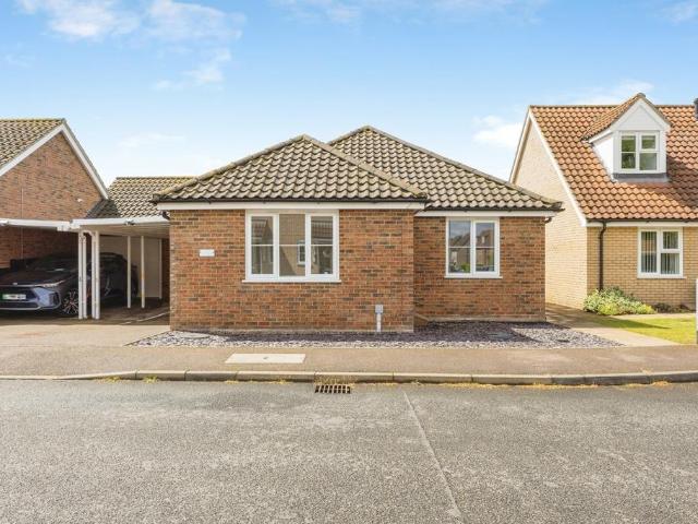 3 bedroom bungalow for sale