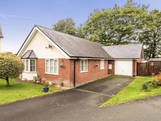 3 bedroom bungalow for sale