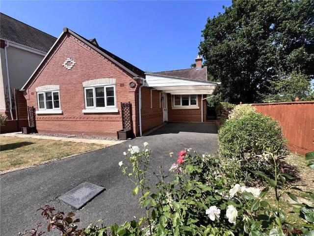 2 bedroom bungalow for sale