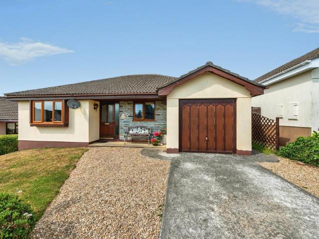 3 bedroom bungalow for sale