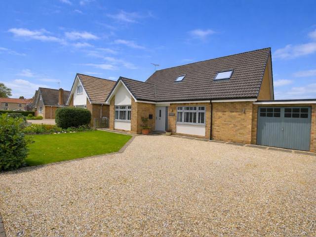 3 bedroom bungalow for sale