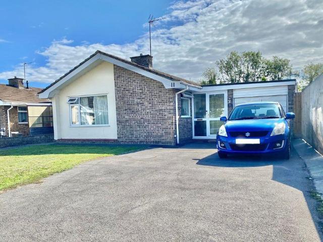 3 bedroom bungalow for sale