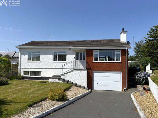 3 bedroom bungalow for sale