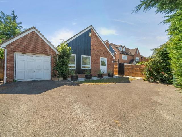 3 bedroom bungalow for sale