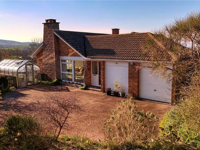 3 bedroom bungalow for sale