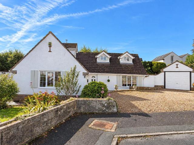 3 bedroom bungalow for sale
