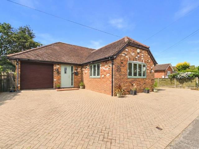 3 bedroom bungalow for sale