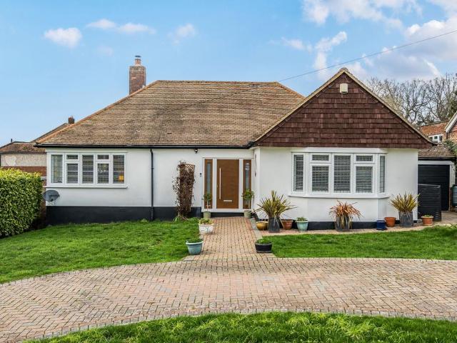 2 bedroom bungalow for sale
