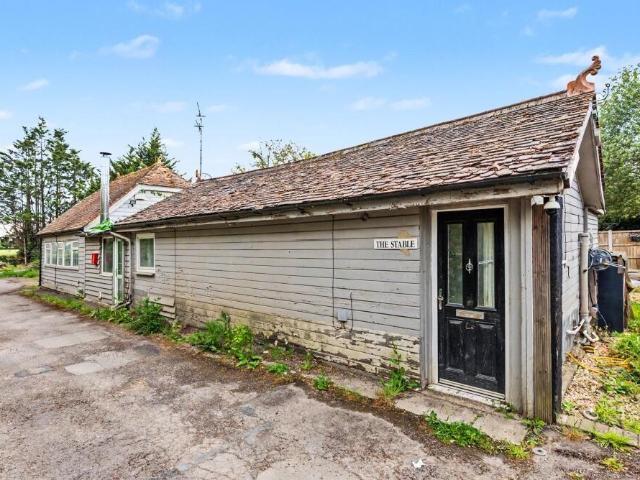 3 bedroom bungalow for sale