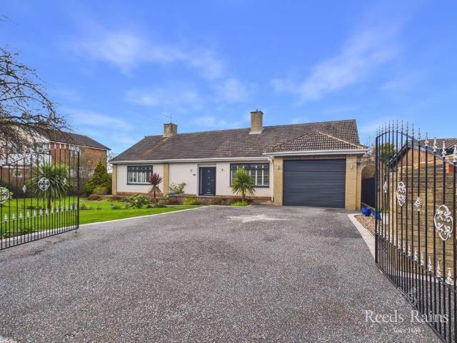 3 bedroom bungalow for sale