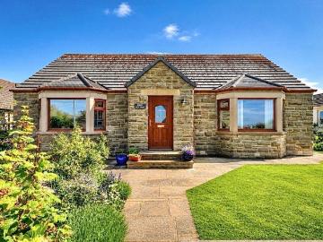 3 bedroom bungalow for sale