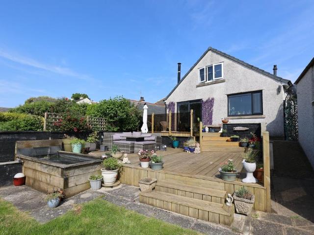3 bedroom bungalow for sale