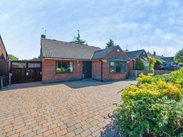 3 bedroom bungalow for sale
