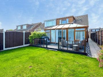 3 bedroom bungalow for sale