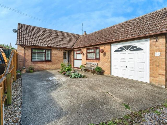 3 bedroom bungalow for sale