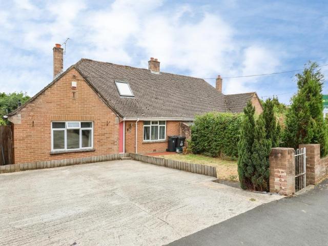 3 bedroom bungalow for sale