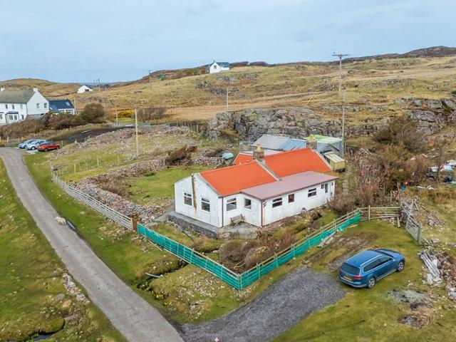 3 bedroom bungalow for sale