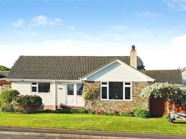 3 bedroom bungalow for sale