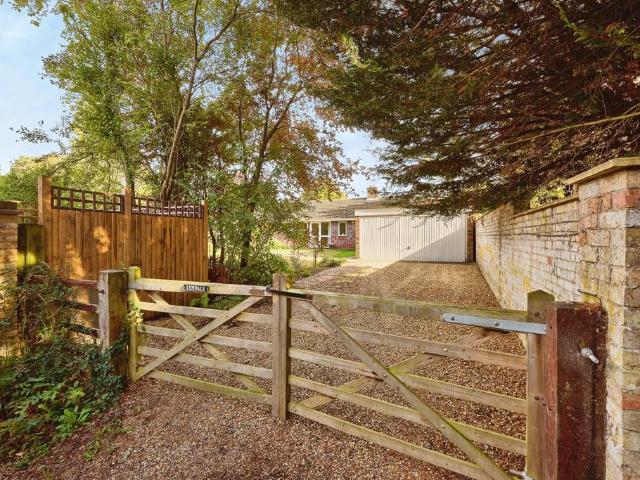 3 bedroom bungalow for sale