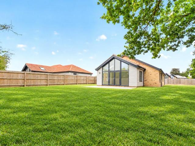 3 bedroom bungalow for sale