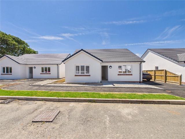 3 bedroom bungalow for sale