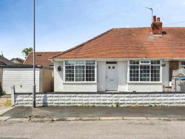3 bedroom bungalow for sale