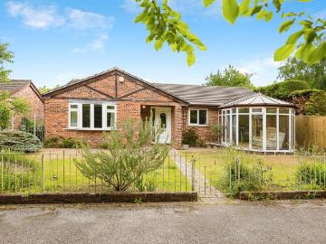 3 bedroom bungalow for sale