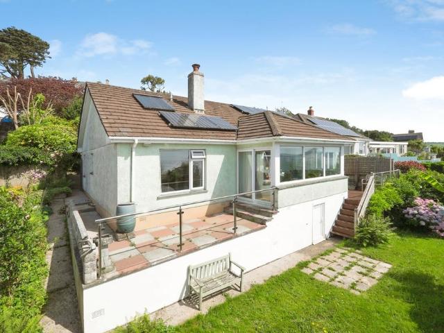 3 bedroom bungalow for sale