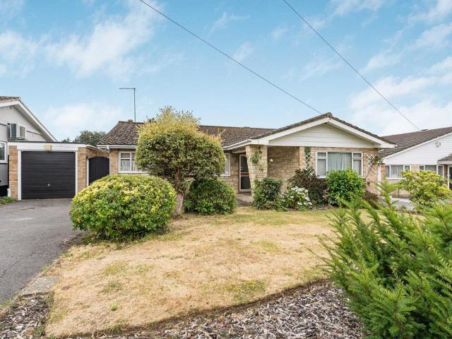 3 bedroom bungalow for sale