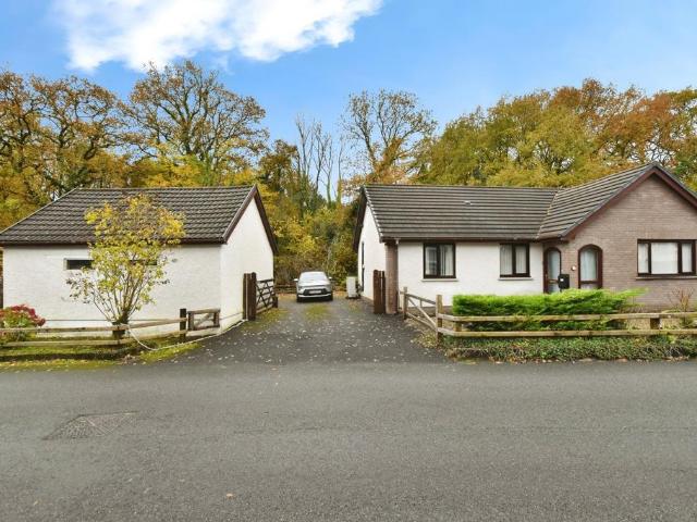3 bedroom bungalow for sale