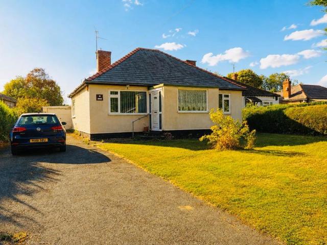 2 bedroom bungalow for sale