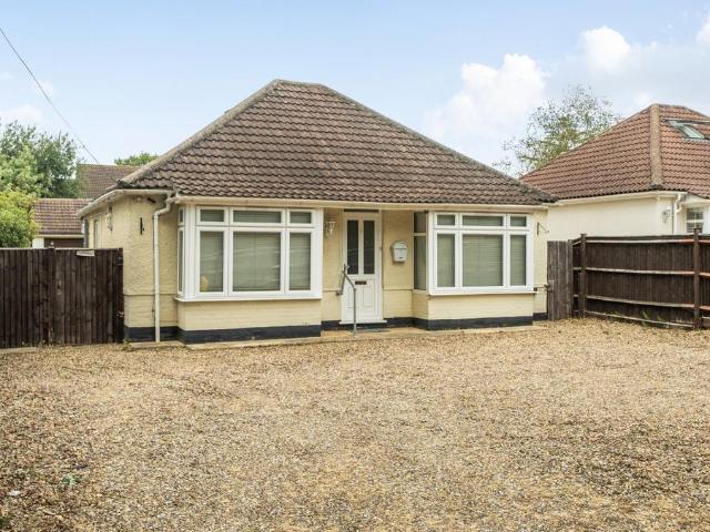 3 bedroom bungalow for sale