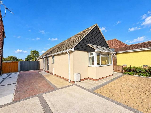 3 bedroom bungalow for sale