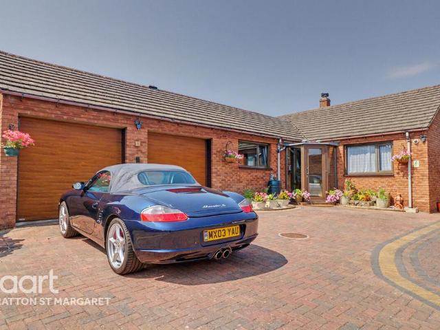 3 bedroom bungalow for sale