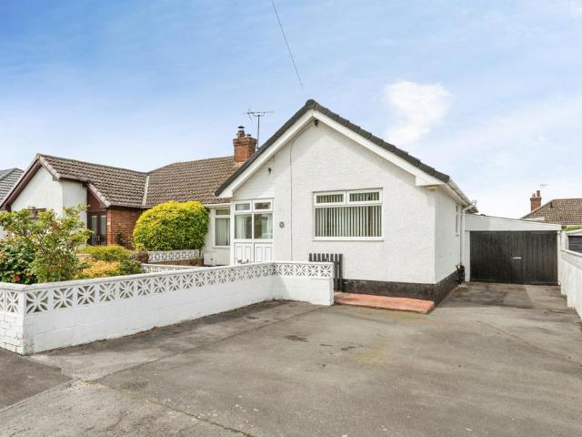 3 bedroom bungalow for sale