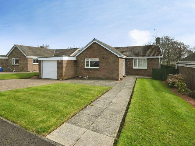 3 bedroom bungalow for sale