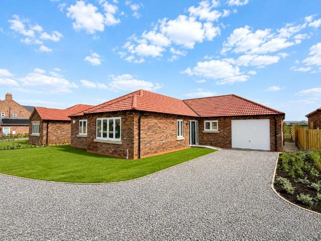 3 bedroom bungalow for sale