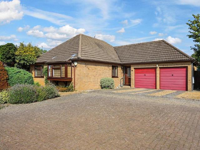 3 bedroom bungalow for sale