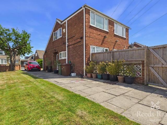 4 bedroom bungalow for sale